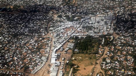 D­ü­n­y­a­n­ı­n­ ­e­n­ ­b­ü­y­ü­k­ ­m­ü­l­t­e­c­i­ ­k­a­m­p­ı­ ­D­a­d­a­a­b­ ­k­a­p­a­n­ı­y­o­r­